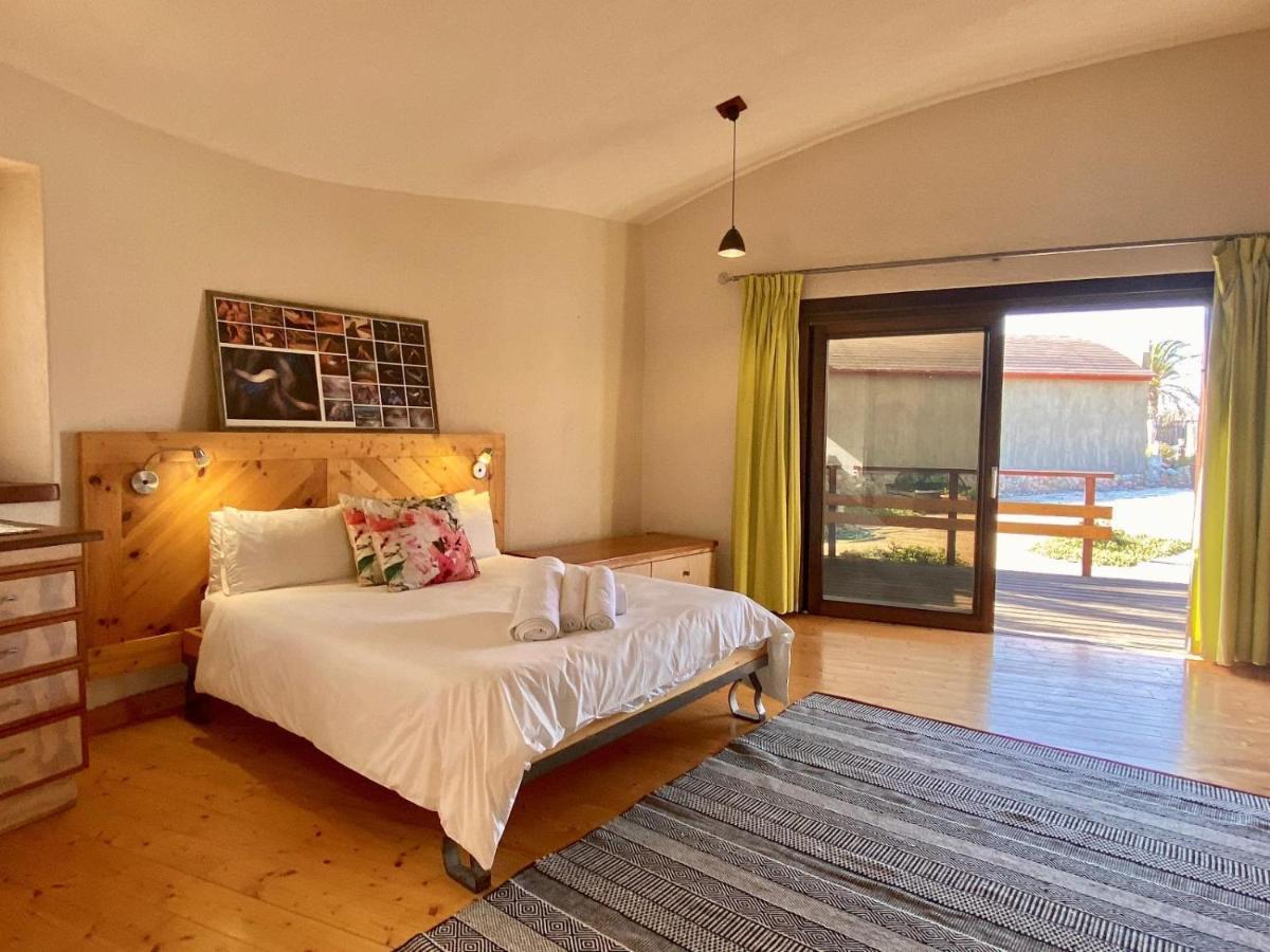 Desert Breeze Lodge Свакопмунд Экстерьер фото